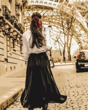 Картины по номерам Дама на улицах Парижа 48x60 Brushme BS52368L